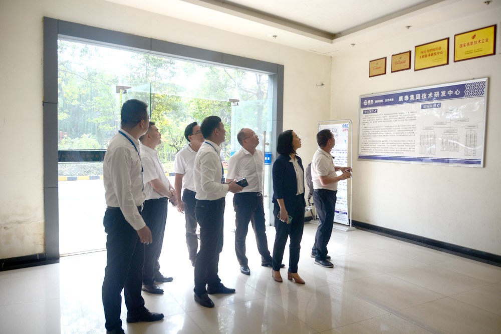 1622185943498052ppUP.jpg clip_image001.jpg